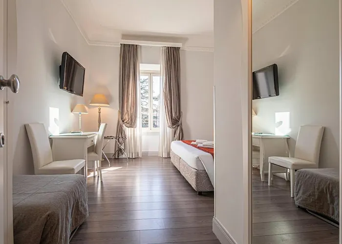 Suite Castrense