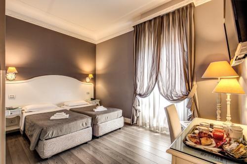 Castrense Couette-café 2*